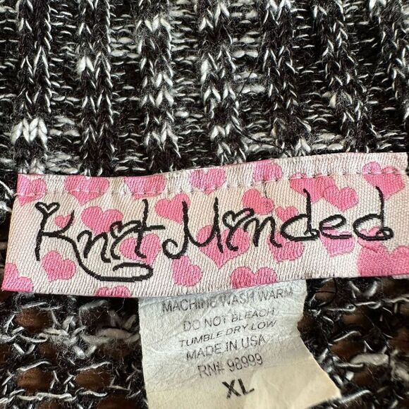 Knit Minded Short Sleeve Cardigan Black, White, Gray| Size XL - Picture 9 of 12